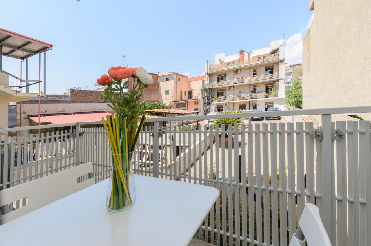 Marina D'Agro Residence 圣泰雷萨迪里瓦 外观 照片